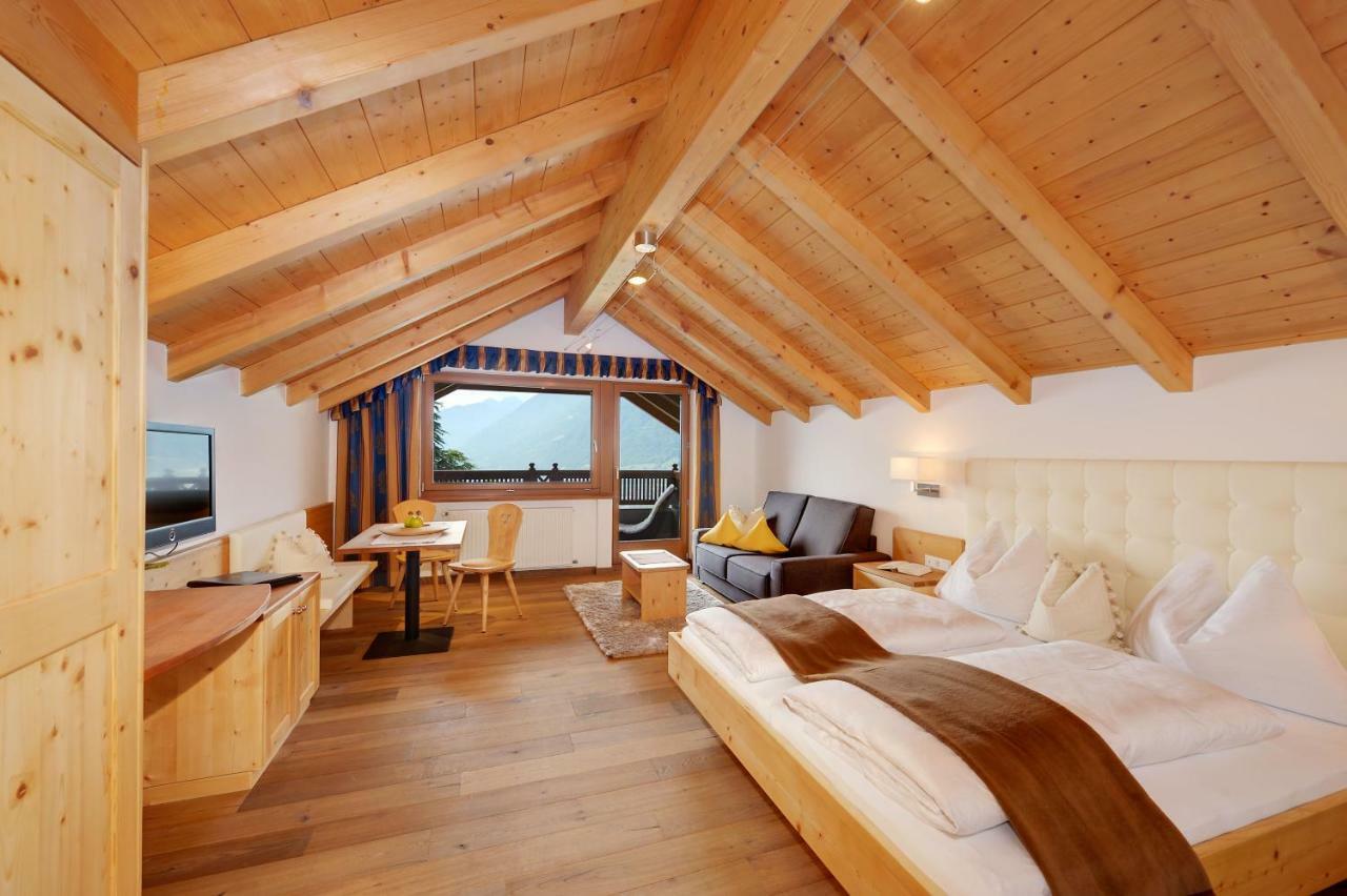 Small Hotel Sonne Tirolo Kültér fotó